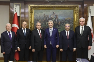Ticaret Bakanımız Sayın Prof. Dr. Ömer Bolat’ın Makamında Ziyaret Edilmesi 