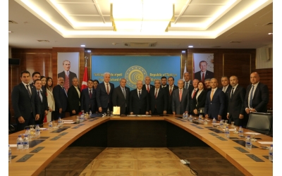 Ticaret Bakan Yardımcısı Sayın Sezai UÇARMAK ile Gümrükler Genel Müdürü Sayın Mustafa GÜMÜŞ'ün Makamında Ziyaret Edilmesi