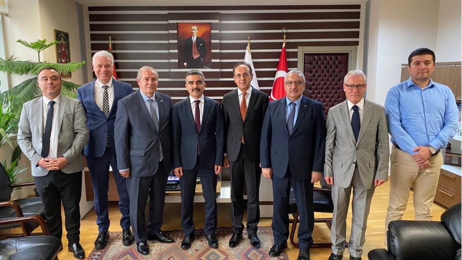 Dernek Başkanları tarafından Bakanlık Bürokratlarının Ziyaret Edilmesi